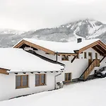 Sunny Alpine Apartment By The Slopes Holiday home