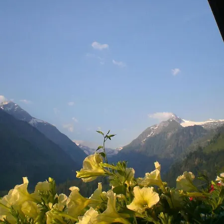 Holiday home Apartment In Kaprun Salzburgerland Near Ski Area