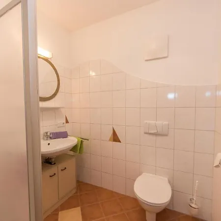 Holiday home Apartment In Kaprun Salzburgerland Near Ski Area