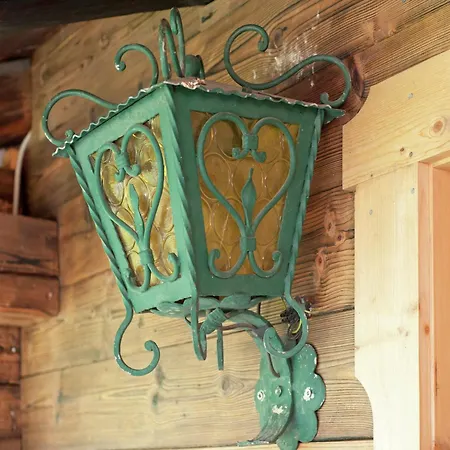 Sunny Alpine By The Slopes Kaprun