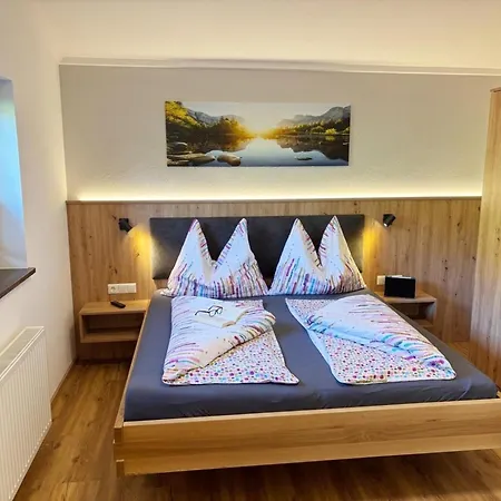 Sunny Alpine By The Slopes Semesterbostad *