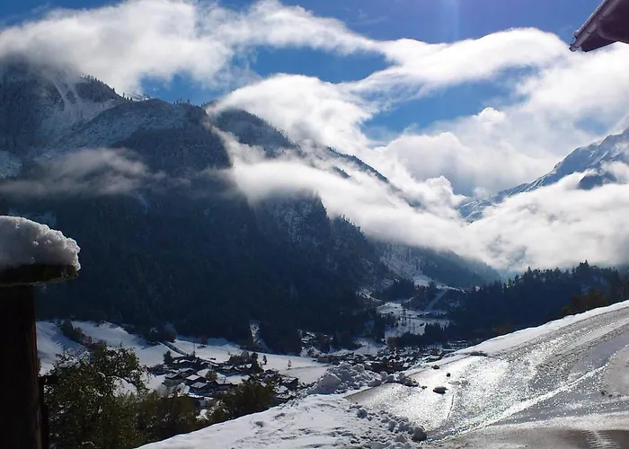 Holiday home Sunny Alpine Apartment By The Slopes *