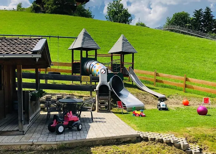 Sunny Alpine Apartment By The Slopes *