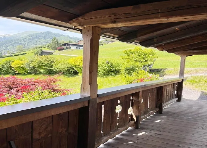 Sunny Alpine Apartment By The Slopes